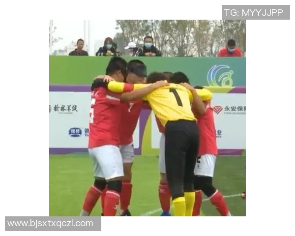 足球明星头像插图中的女生形象与魅力展现解析